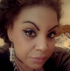 Meet your Posher, Tiffany